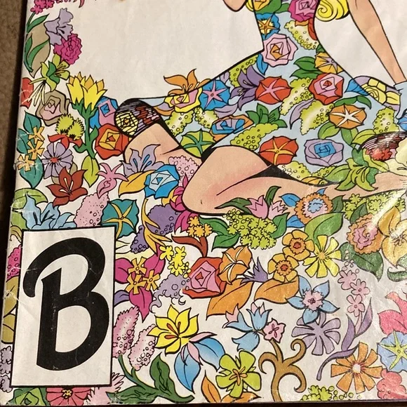 BARBIE FASHION COMICBOOK by Marvel, #8 August.    $10 - Picture 2 of 4